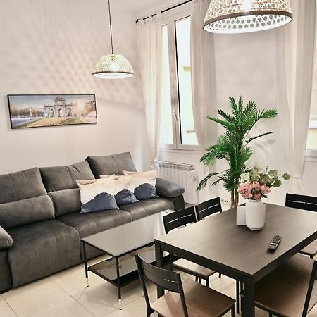 For You Rentals Centrico Apartamento Temporal En La Calle Infanta Inf1A Madrid Esterno foto